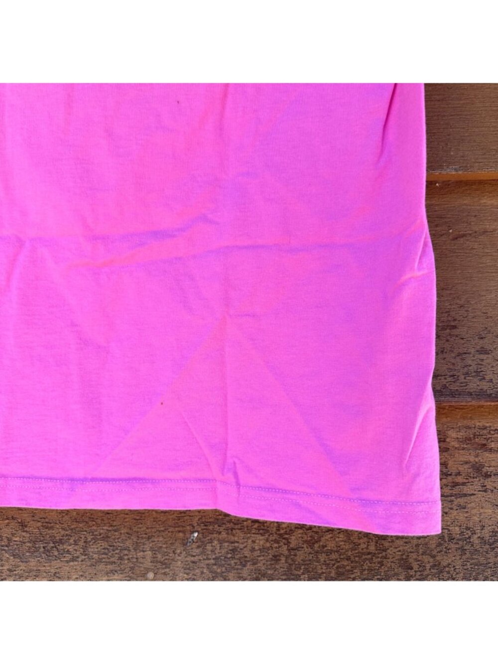 Vintage 2000 Untamed Spirit Daytona Beach Bike Week Pink Graphic T-Shirt Size L - Picture 10 of 11